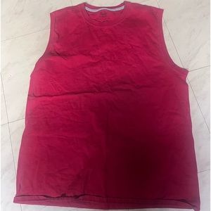 Men’s no sleeve shirt